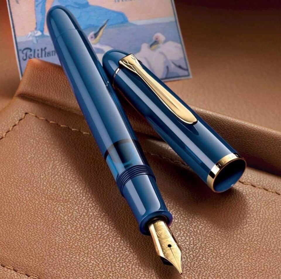 PELIKAN 120 ICONIC BLUE DOLMAKALEM (M)